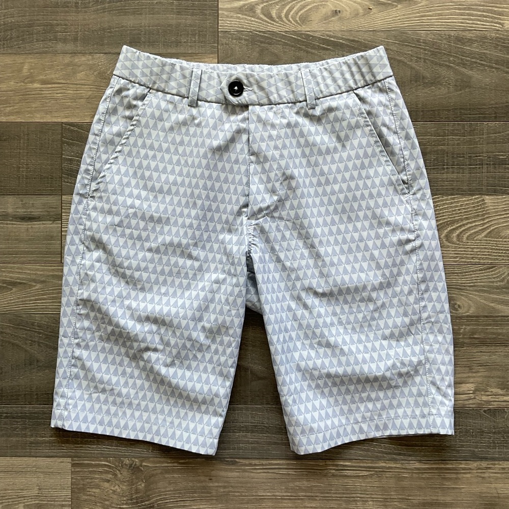 Greyson Montauk Golf Shorts Men's 30 Light Blue Arrow Head Print 10” Inseam